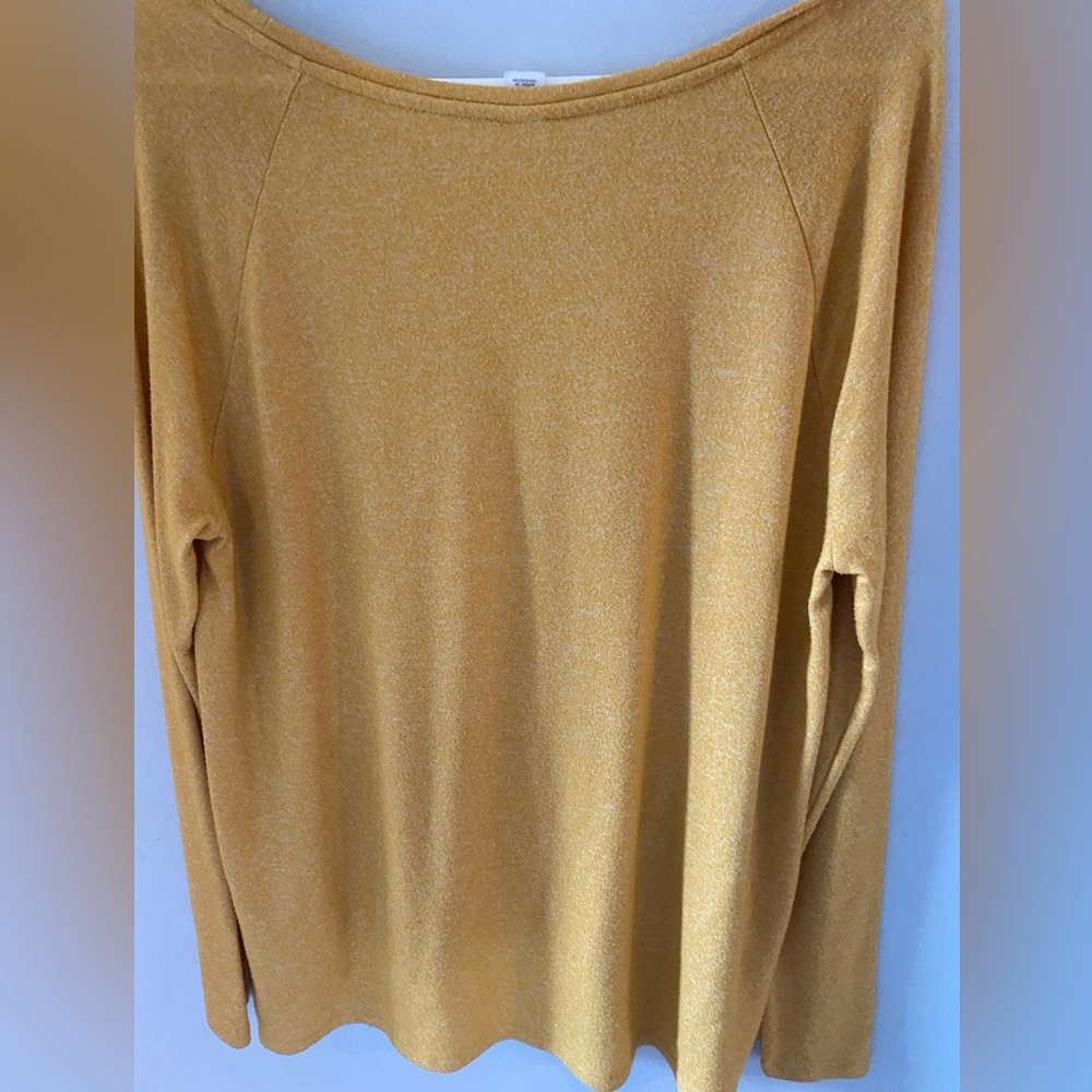 Small Old Navy Yellow long sleeve shirt